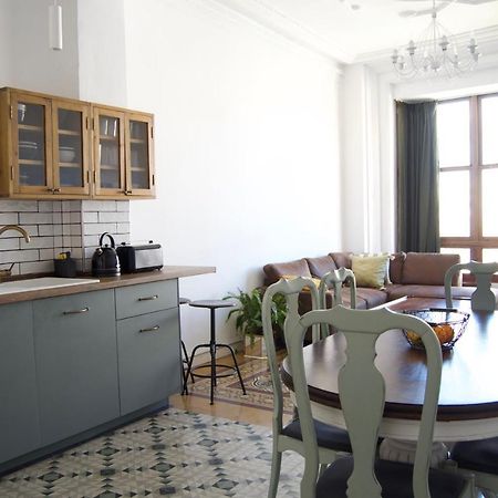 Piso modernista en casco histórico con garaje Cartagena Exterior foto