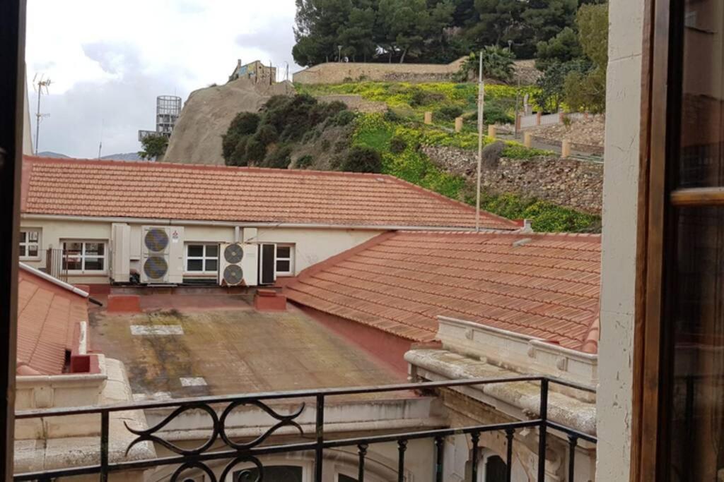 Piso modernista en casco histórico con garaje Cartagena Exterior foto